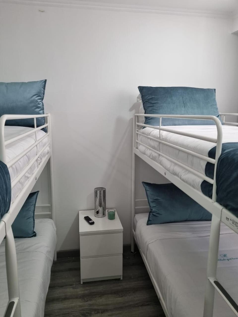 Mikaela Guest House โอดิเวลัส ภายนอก รูปภาพ