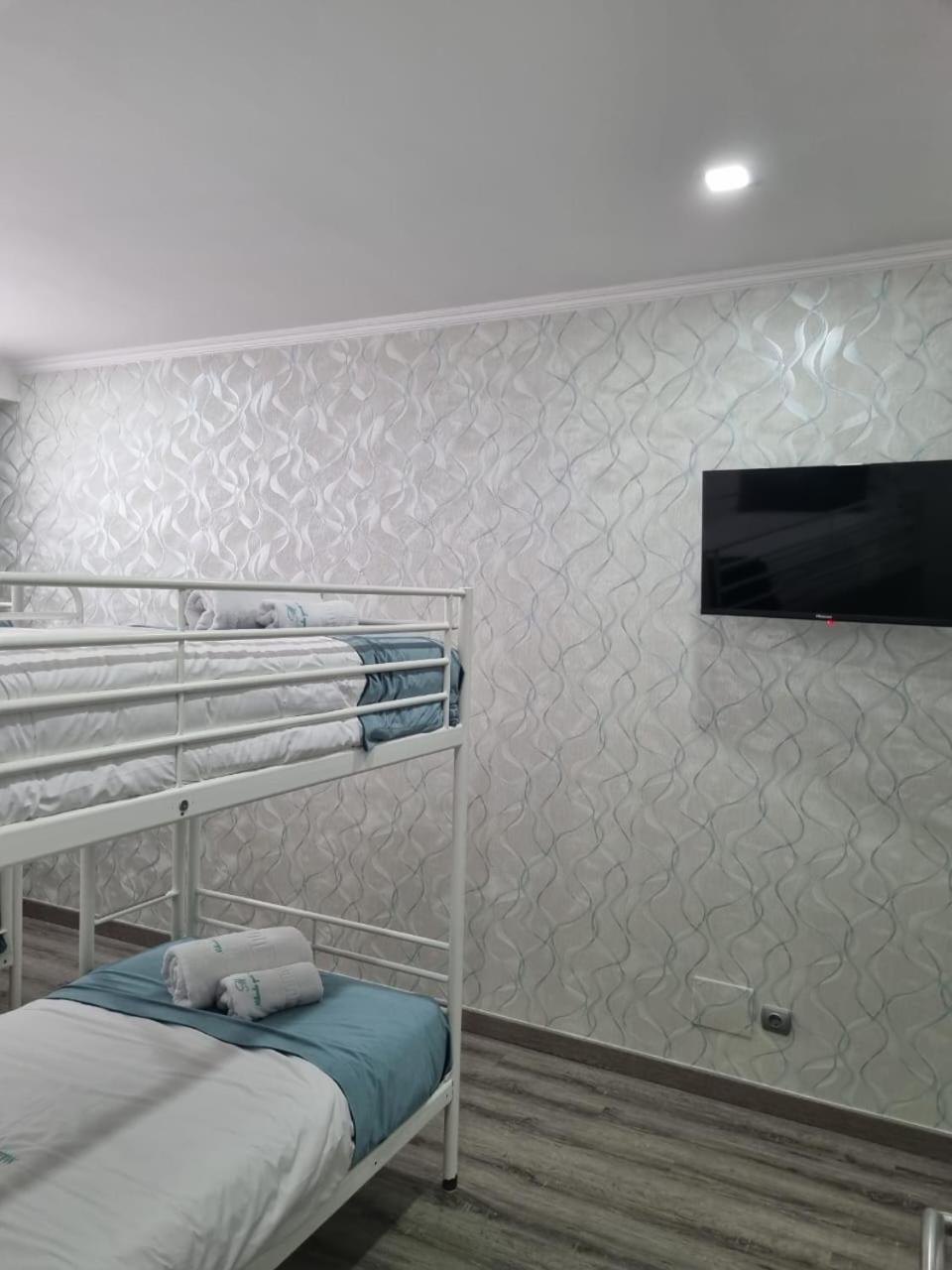 Mikaela Guest House โอดิเวลัส ภายนอก รูปภาพ